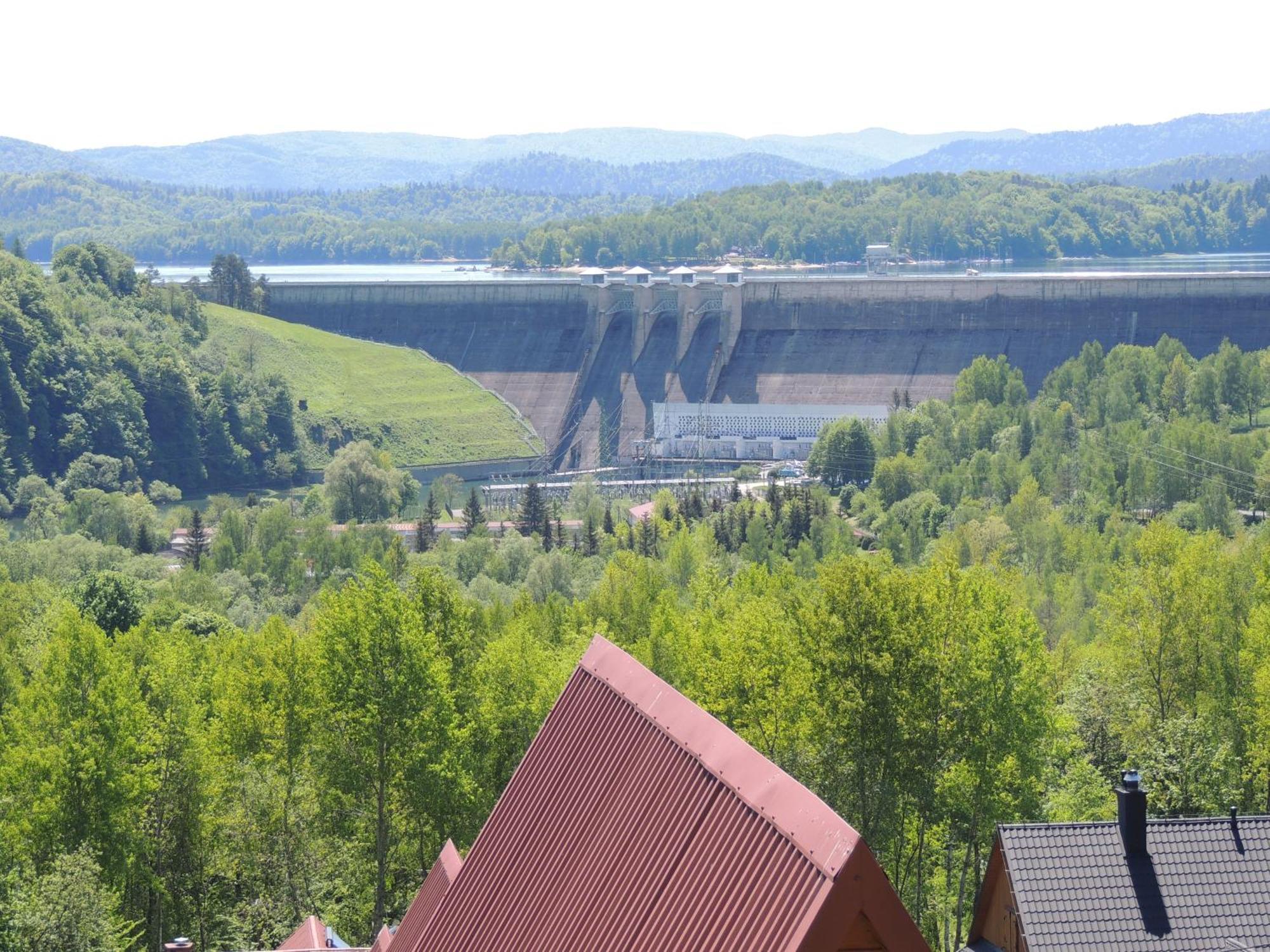 Domki Nad Solina Czarny Kot 509-797-777 Exterior foto